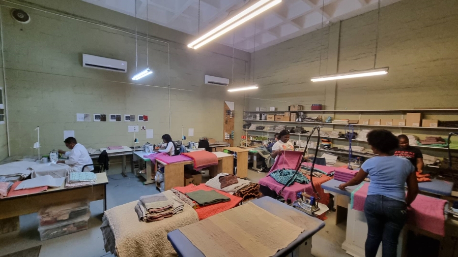 To Let commercial Property for Rent in Woodstock Western Cape